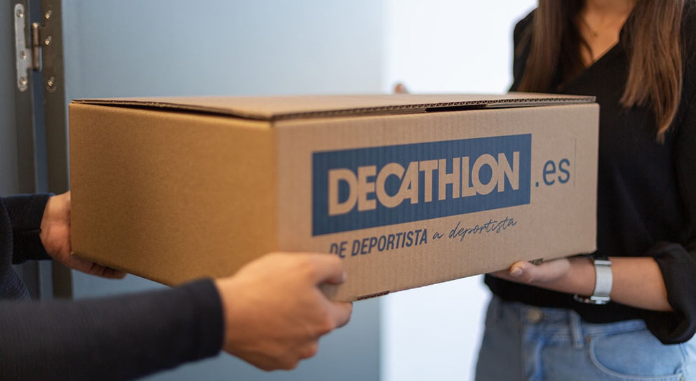 Decathlon entrega sus pedidos online en franjas de dos horas en el mismo día en Pamplona. CEDIDA