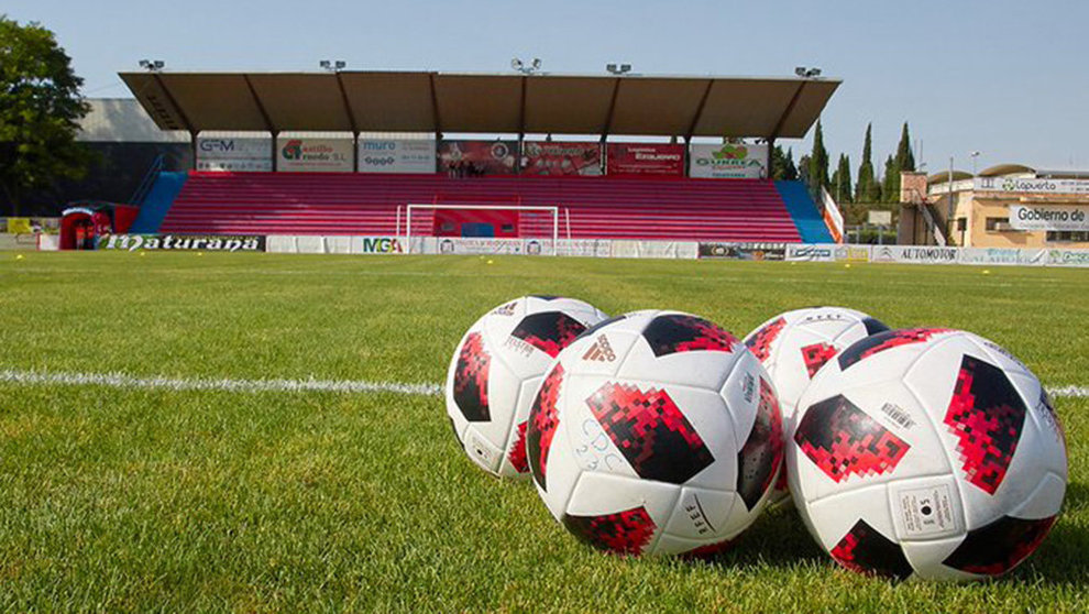 Campo de fútbol de &#34;La Planilla&#34; en Calahorra, donde juega el equipo riojano en Segunda B. @cdcalahorra.