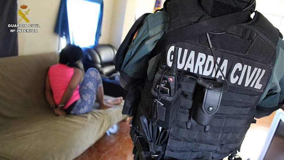 La mujer venezolana que secuestró a un vecino de Tudela, durante su detención GUARDIA CIVIL