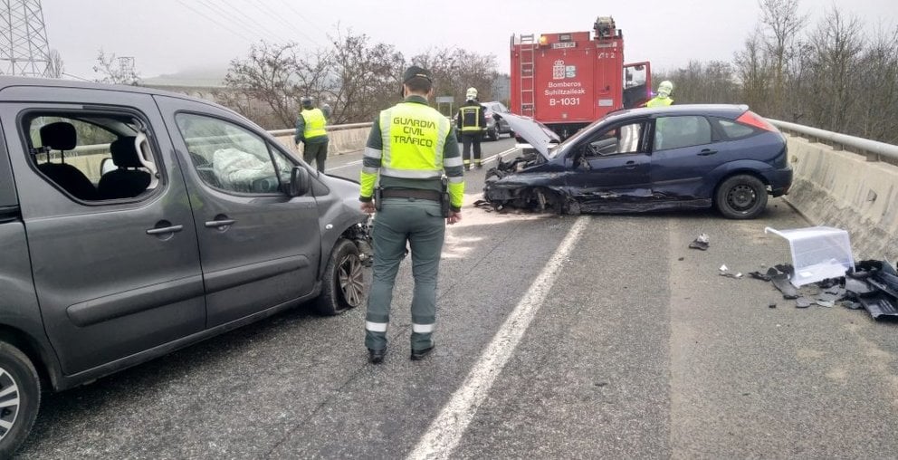 Accidente de Tráfico en la N-121, en Noáin GUARDIA CIVIL
