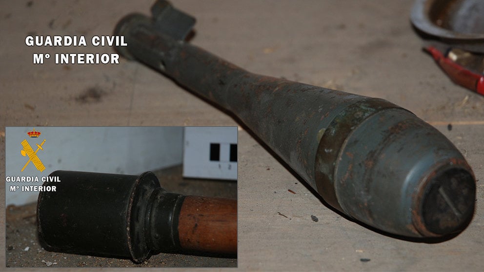 Dos de las granadas localizadas en Izcue y Uterga que han sido destruidas GUARDIA CIVIL
