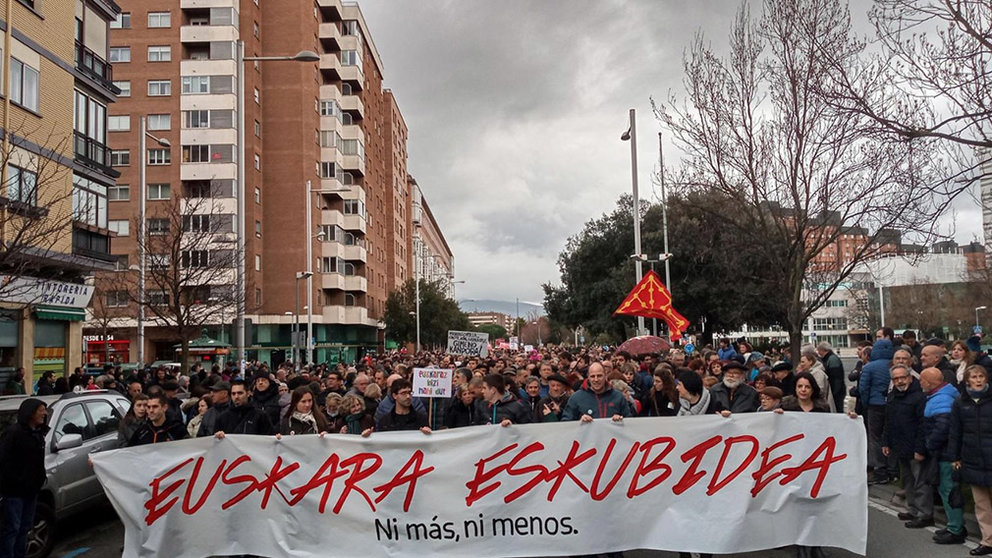 Cabecera de la manifestación celebrada en Pamplona a favor de la educación en euskera EUROPA PRESS