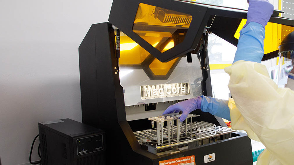 Máquina para la extracción de muestras para PCR - coronavirus