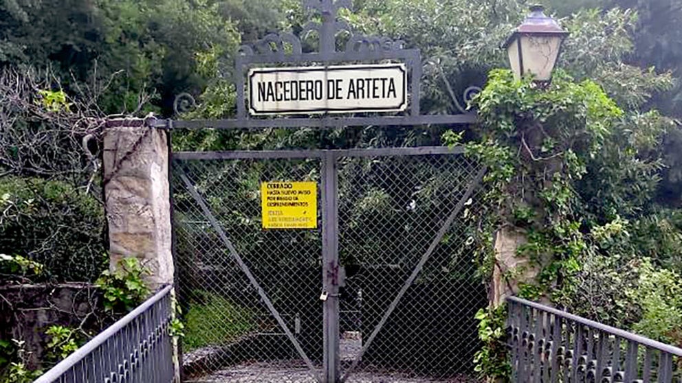 Entrada al recinto del nacedero de Arteta NAVARRACOM