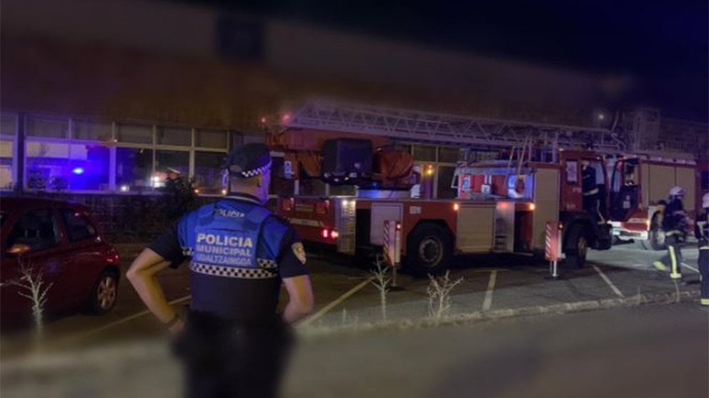 Incendio en una empresa del polígono de Landaben POLICÍA MUNICIPAL DE PAMPLONA