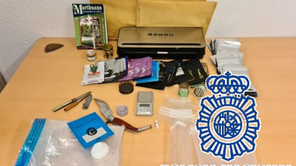 Tres detenidos por enviar más de medio kilo de droga por correo entre Pamplona y Málaga. POLICÍA NACIONAL