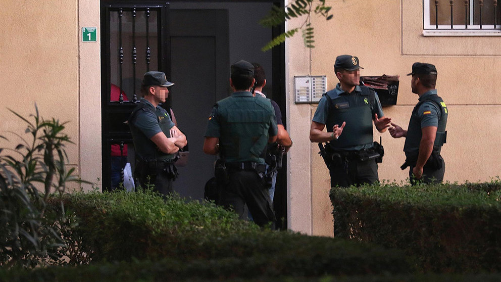 La Guardia Civil registra el domicilio donde se cometió el crimen EUROPA PRESS