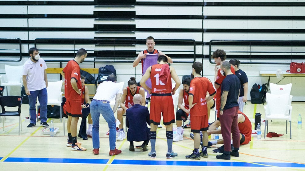 El Basket Navarra se enfrenta al Torrons Vicens Hospitalet en Pamplona. PABLO LASAOSA