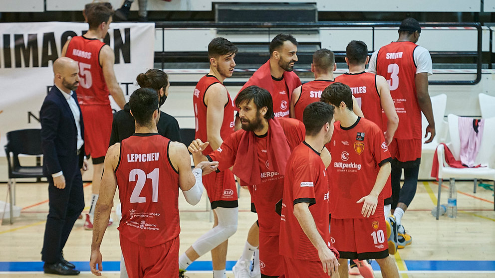 El Basket Navarra se enfrenta al Tarragona en el pabellón Arrosadía. PABLO LASAOSA