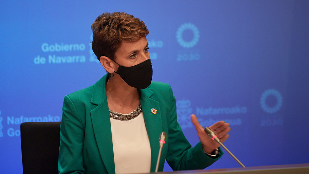 La presidenta del Gobierno de Navarra, María Chivite, comparece en rueda de prensa. MIGUEL OSÉS