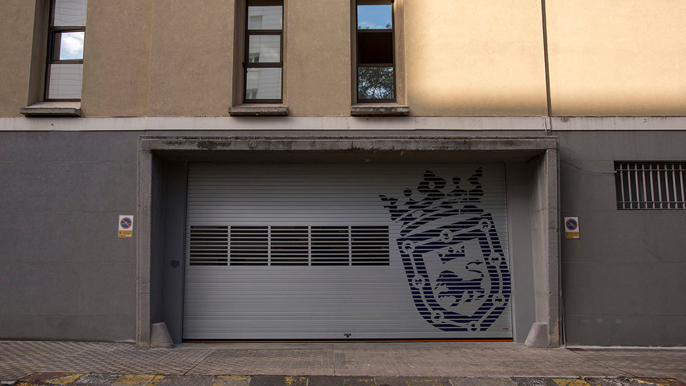 Nuevas puertas en los garajes de Policía Municipal. AYUNTAMIENTO DE PAMPLONA