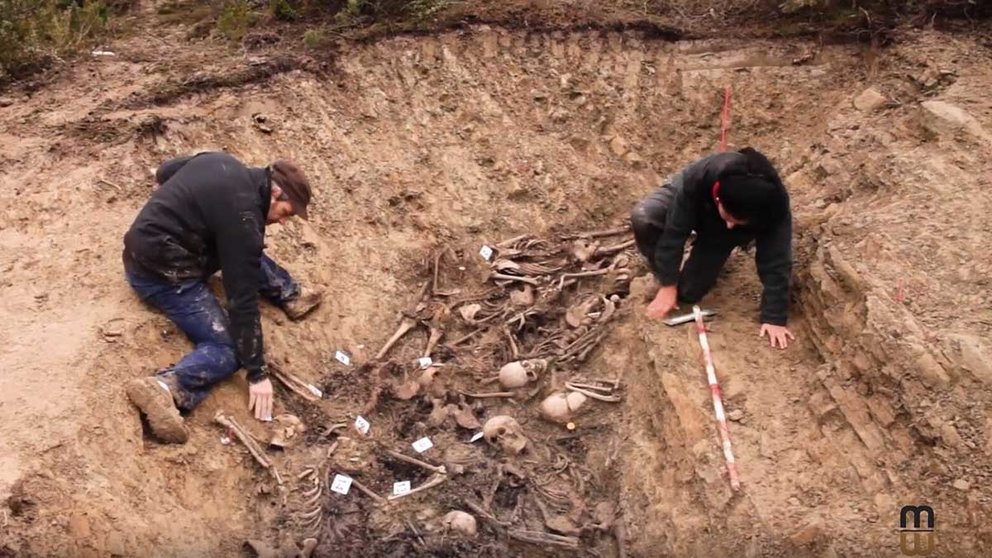 Trabajos de exhumación en la fosa de Olave. GOBIERNO DE NAVARRA