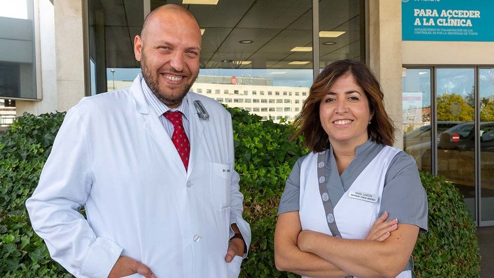 El responsable del Área del Dolor de la Clínica Universidad de Navarra, Nicolás Varela, y la enfermera de Práctica Avanzada, María Carrión. CUN