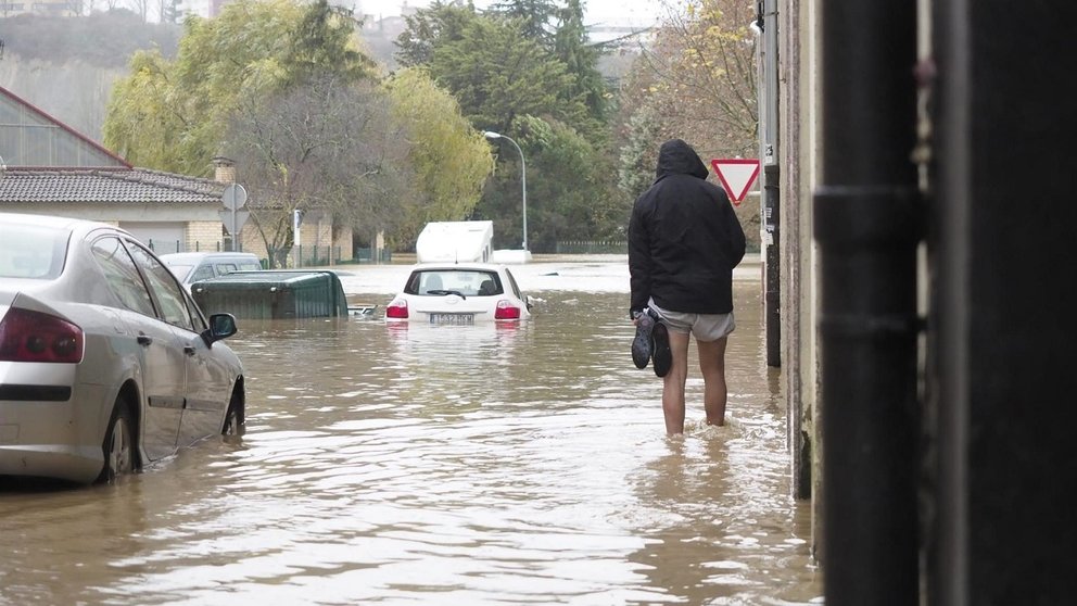 Imágenes de las inundaciones en Pamplona - EDUARDO SANZ, EUROPA PRESS