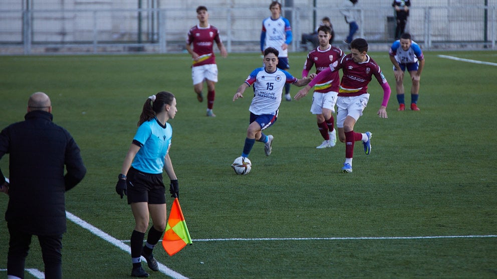 Partido de fútbol correspondiente a la categoría de Segunda RFEF entre UD Mutilvera y Logroñés B disputado en el estadio Mutilnova de Mutilva. IÑIGO ALZUGARAY