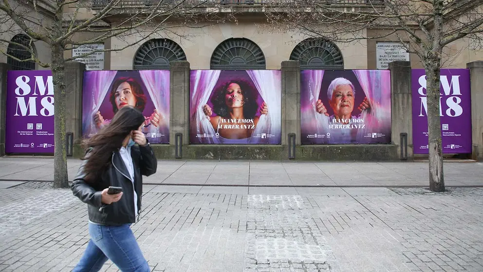 'Avancemos', lema del Gobierno de Navarra con motivo del 8 de marzo, Día Internacional de las Mujeres. GOBIERNO DE NAVARRA