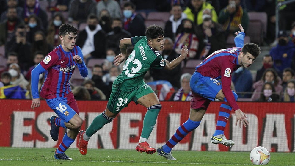 Osasuna se enfrenta al F.C. Barcelona en el Camp Nou en el partido correspondiente a la vigesimo octava jornada de La Liga. C.A. OSASUNA
