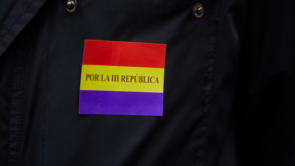 Acto organizado por la Junta Republicana de Izquierdas en la plaza del Ayuntamiento de Pamplona con motivo del 14 de abril, día en que se conmemora la proclamación de la II República. IÑIGO ALZUGARAY