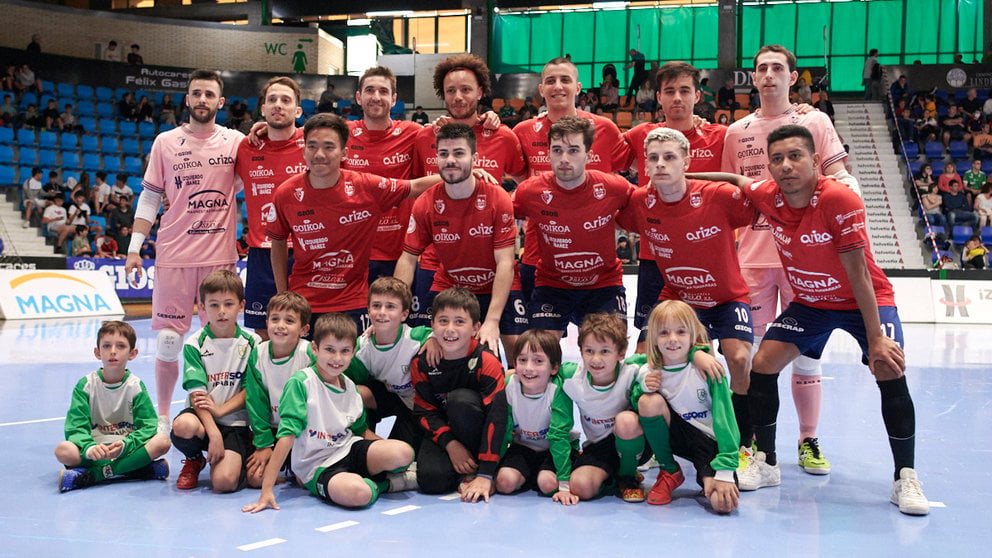 Osasuna Xota se enfrenta al Betis Futsal en el Pabellón Anaitasuna. PABLO LASAOSA