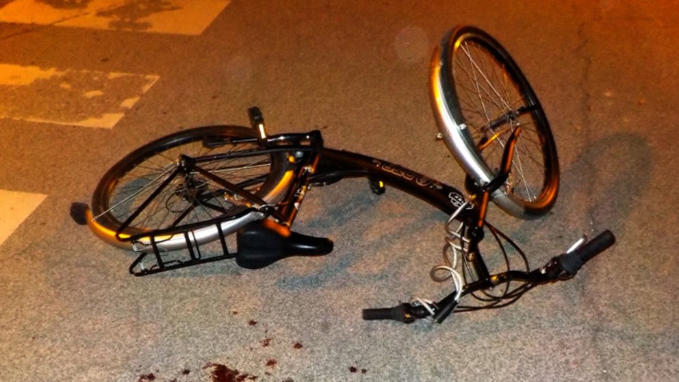 Herido un ciclista por la colisión con un vehículo - CEDIDA