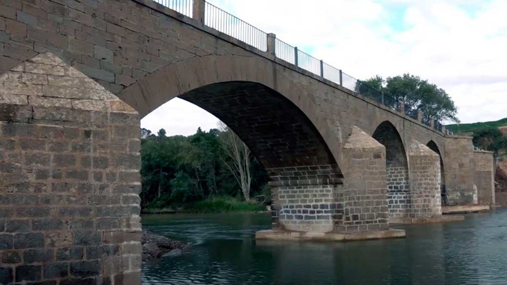 Puente de Andelos en la localidad navarra de Ochagavía.
