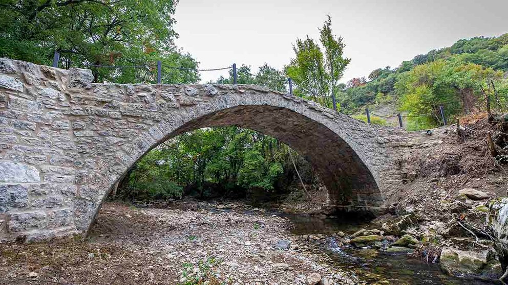 Finalizan las obras de restauración del puente medieval de Ilzarbe (Valle de Ollo). MANCOMUNIDAD COMARCA DE PAMPLONA