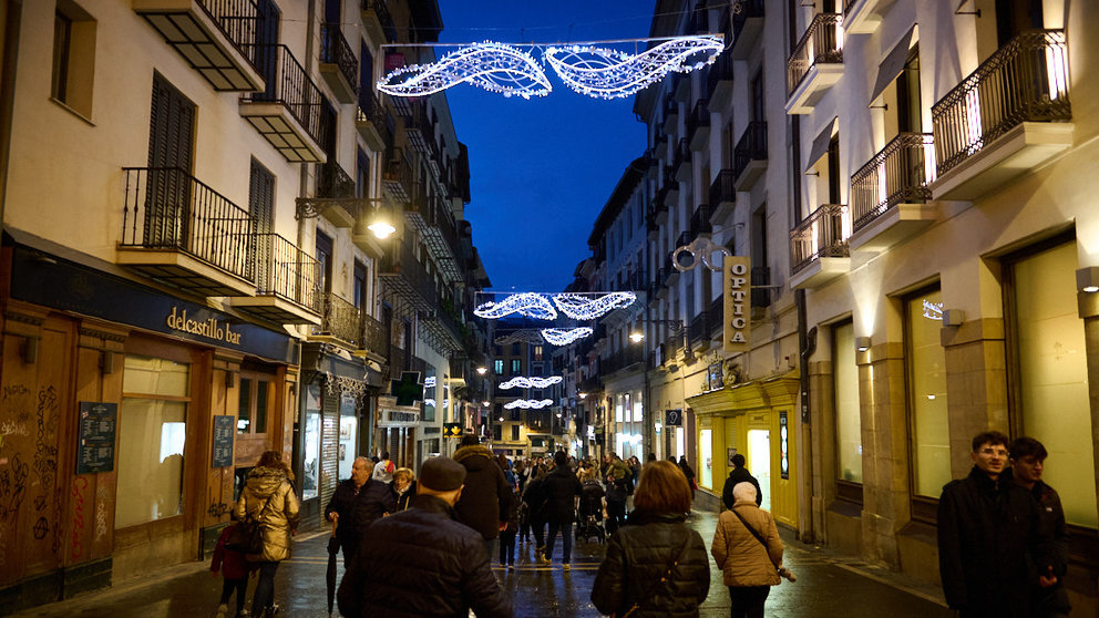 Encendido de la iluminación navideña 2022 en Pamplona. PABLO LASAOSA