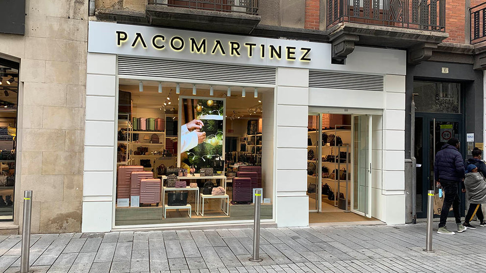 Fachada de la tienda Paco Martínez en la calle Arrieta de Pamplona. Navarra.com