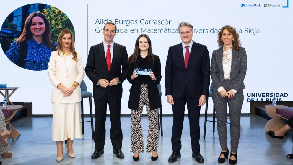 La navarra Alicia Burgos ha sido reconocida por CaixaBank como una de las mejores alumnas de España en carreras STEM. CEDIDA