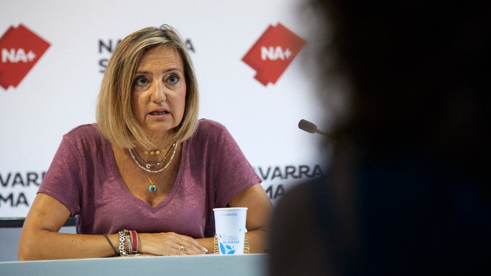 Cristina Ibarrola, durante una rueda de prensa sobre las compras de EPI llevadas a cabo por el Gobierno de Navarra en la pandemia de Covid-19. IÑIGO ALZUGARAY
