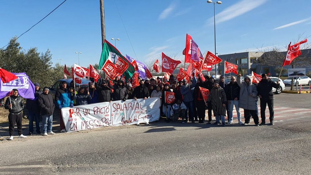 Imagen de una concentración de los trabajadores de Massuprel. CEDIDA