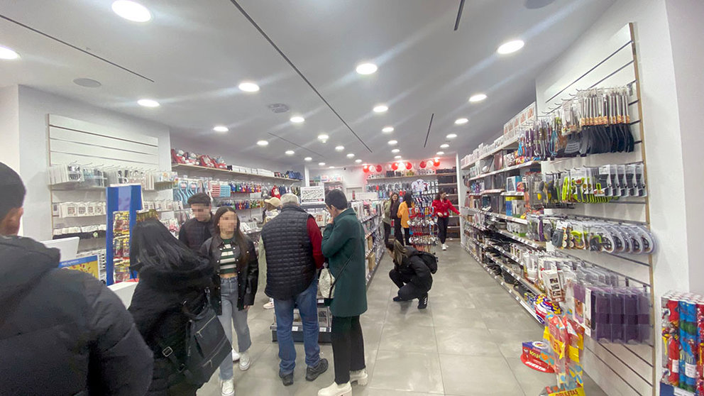 AliExpress abre en Pamplona su primera tienda física en la calle García Ximenez de la capital, donde antes estana Xiaomi.