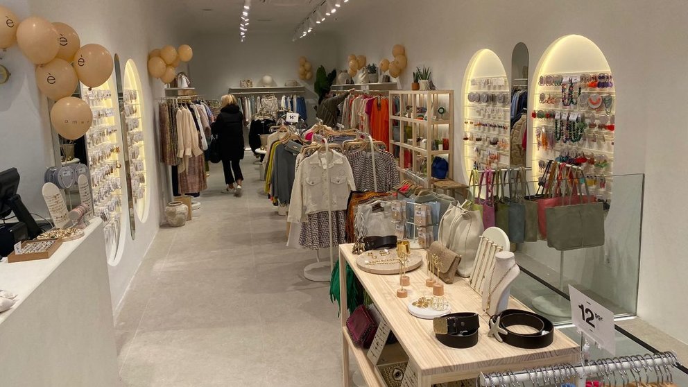Mulaya, el 'Zara chino' abre su primera tienda en Pamplona. NAVARRA.COM