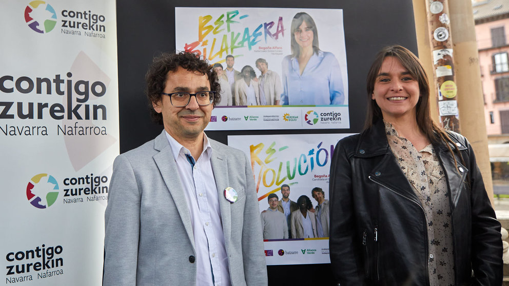 Acto de inicio de la campaña electoral de Contigo Navarra con la candidata a la Presidencia de Navarra, Begoña Alfaro, y el candidato a la Alcaldía de Pamplona, Txema Mauleón. IÑIGO ALZUGARAY