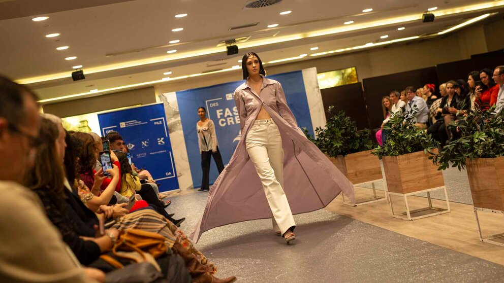 'Fashion Creative' de CreaNavarra, un desfile lleno de talento que ha tenido lugar en el hotel NH Iruña Park. JASMINA AHMETSPAHIC