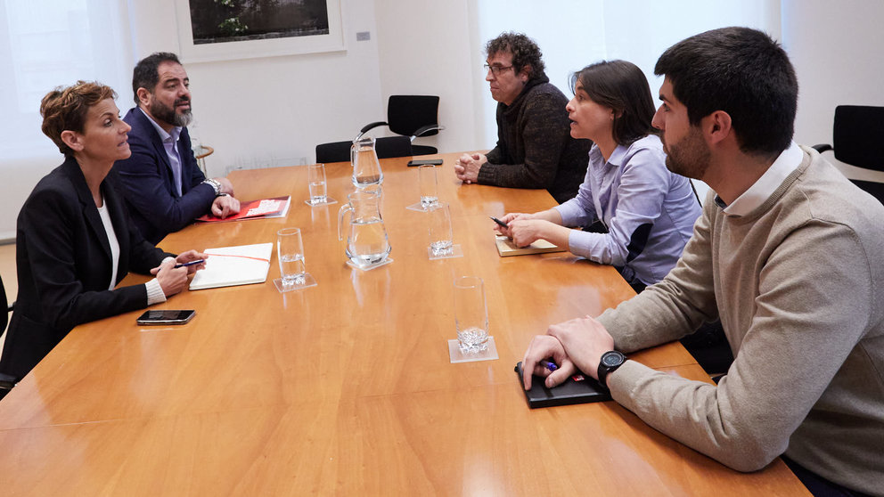 La secretaria general del PSN y candidata a la Presidencia del Gobierno de Navarra, María Chivite, se reúne con la candidata de Contigo Navarra, Begoña Alfaro. IÑIGO ALZUGARAY