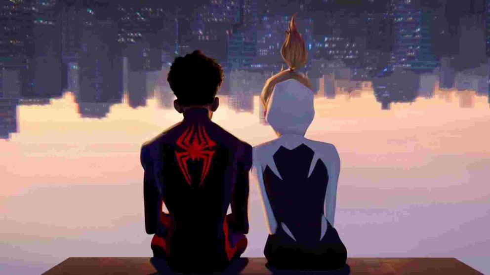Miles y Gwen en Spider-man Cruzando el Multiverso