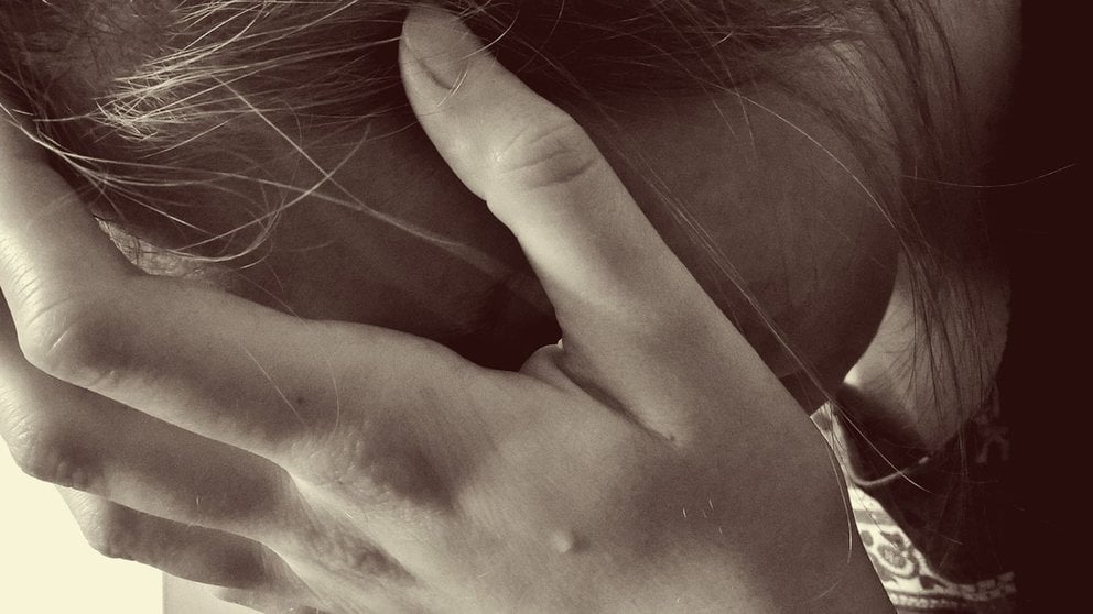 Imagen de archivo de una mujer llorando. ARCHIVO