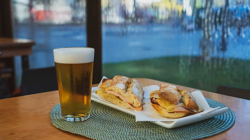 Fotograf&iacute;a de un bocadillo de La Boter&iacute;a. LA BOTER&Iacute;A