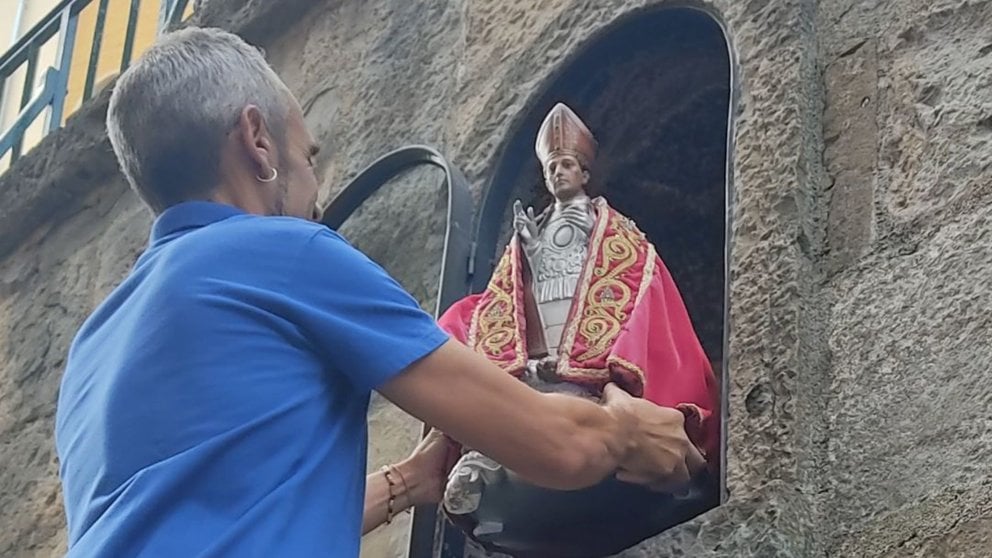 San Fermín vuelve a la hornacina de la Cuesta de Santo Domingo. AYUNTAMIENTO DE PAMPLONA