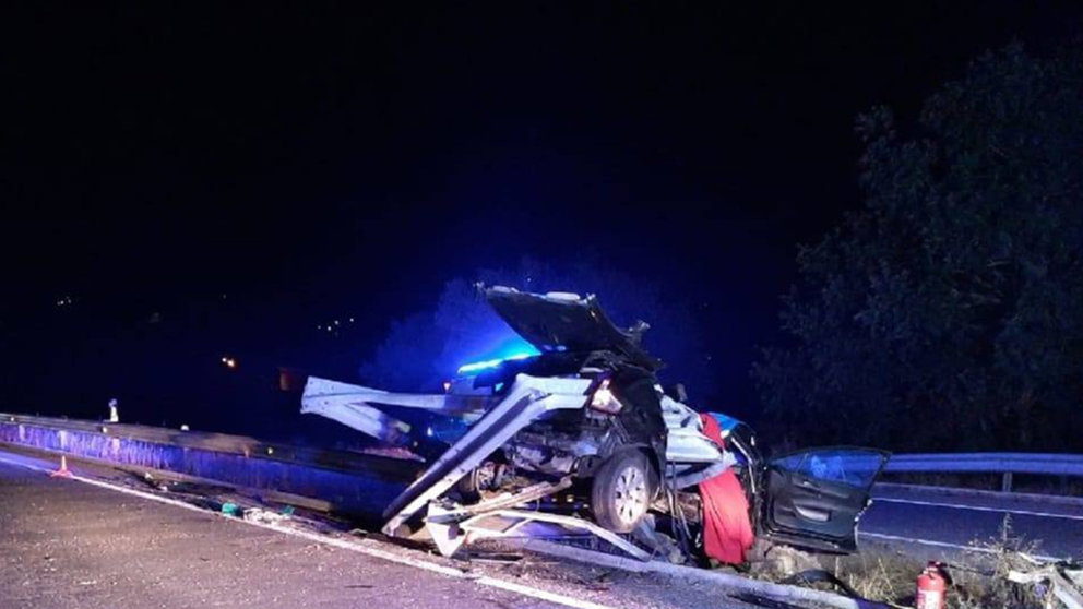 Imagen del accidente mortal provocado por un jabalí en Chantada (Lugo). GUARDIA CIVIL