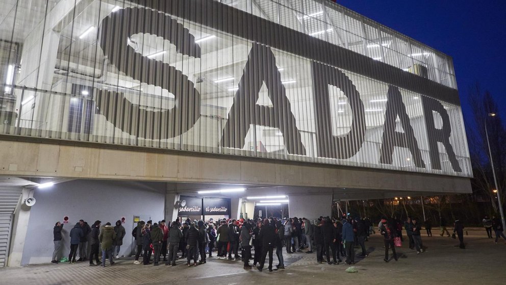 Exterior del estadio El Sadar. - EUROPA PRESS - Archivo