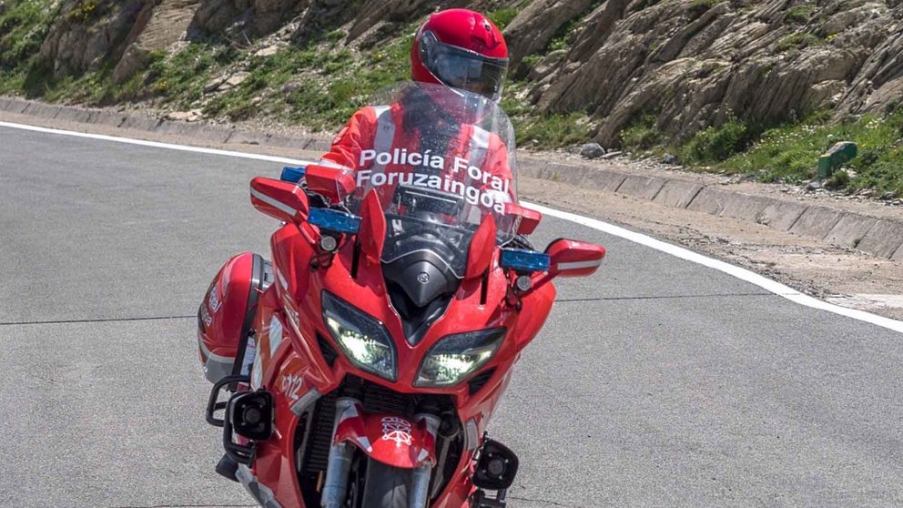 Un agente de Policía Foral en motocicleta
ESPAÑA EUROPA SOCIEDAD NAVARRA
POLICÍA FORAL