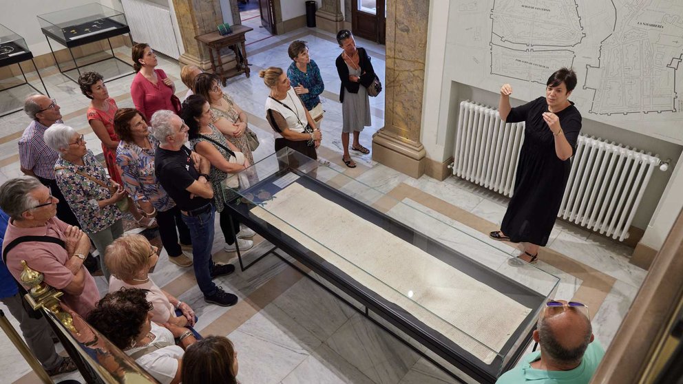 Visita guiada al Ayuntamiento de Pamplona con motivo del 600 aniversario del Privilegio de la Unión. AYUNTAMIENTO DE PAMPLONA