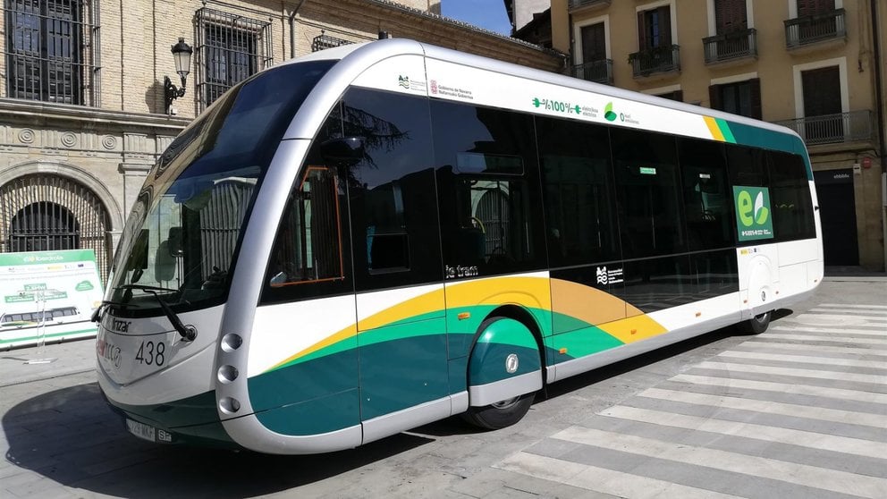 El nuevo modelo de autobús eléctrico del Transporte Urbano Comarcal. - EUROPA PRESS