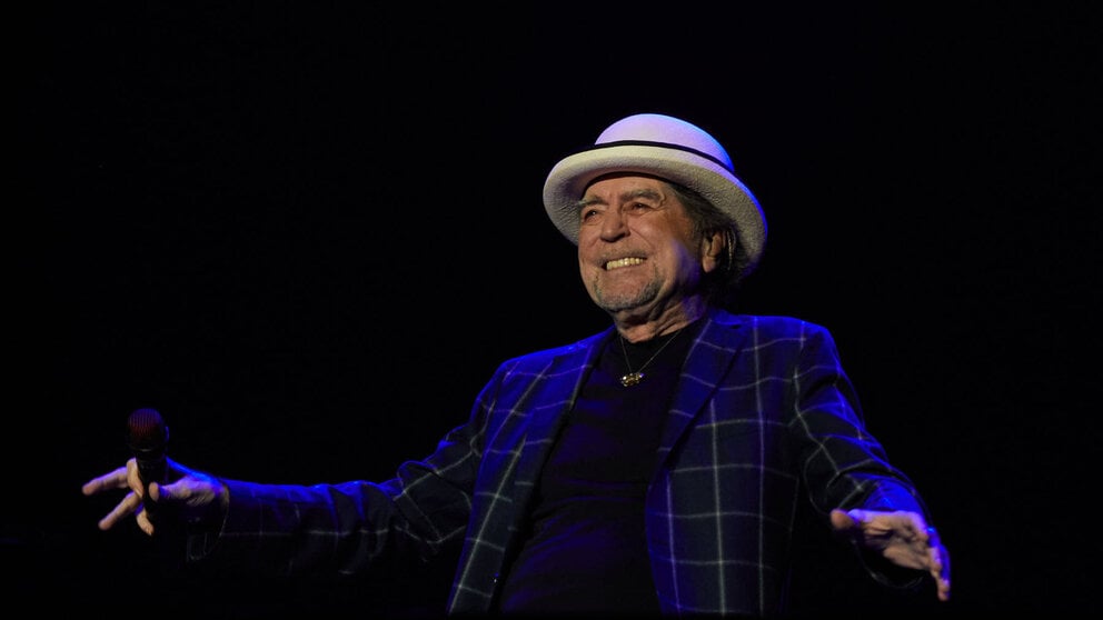 Primero de los dos conciertos de la gira ‘Contra todo pronóstico’ de Joaquín Sabina en Pamplona, en un abarrotado pabellón Navarra Arena con las entradas agotadas. IÑIGO ALZUGARAY