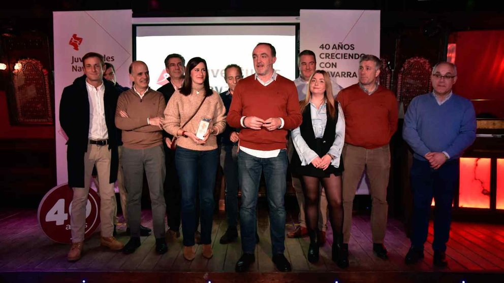 Javier Esparza junto a todos los que han sido presidentes de Juventudes Navarras en los últimos 40 años. UPN