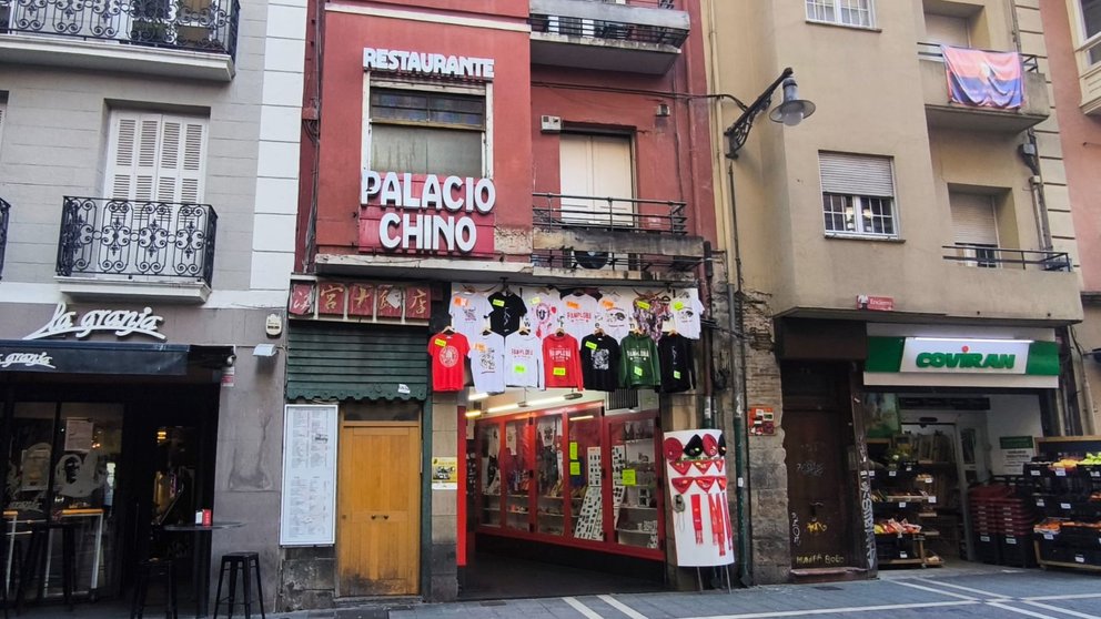 El Restaurante Palacio Chino de Pamplona en venta en la calle Estafeta. NAVARRA.COM