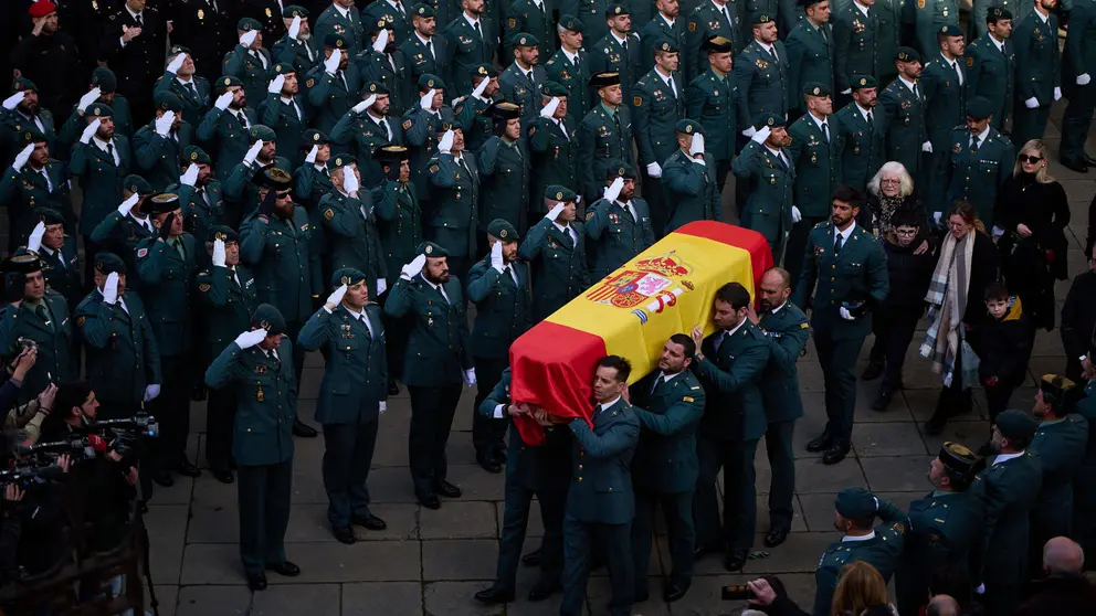 Autoridades civiles y militares asisten al funeral del Guardia Civil David P&eacute;rez Carracedo, fallecido en una operaci&oacute;n contra el narcotr&aacute;fico en Barbate. PABLO LASAOSA