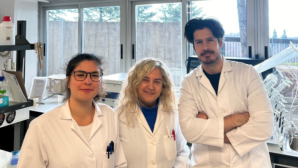 Sara Lorenzoni, Maria Blanco y Carlos Rodriguez investigadores investigación contra el neuroblastoma, uno de los tumores más comunes en niños menores de 5 años. CEDIDA